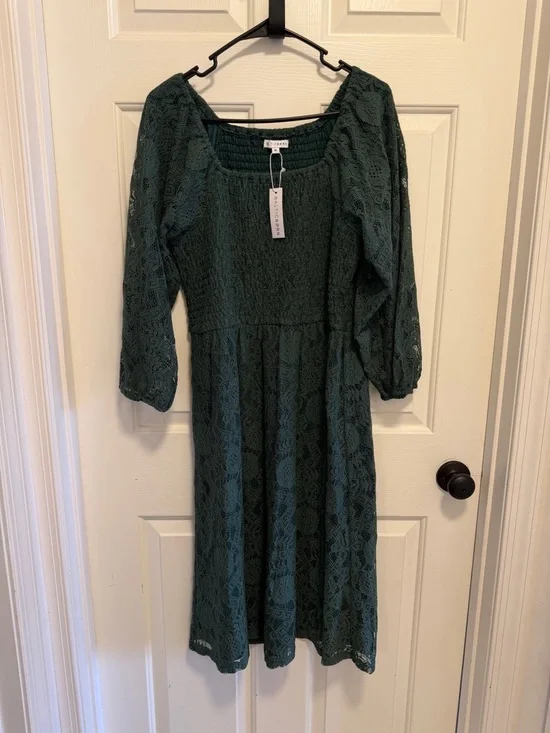 Baltic Born Brisbane Lace Smocked Dress Evergreen Size XL - Picture 3 of 8